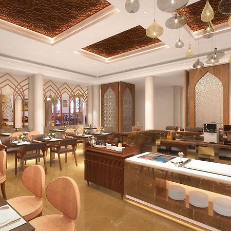 Taj Mahal Lucknow Hotel Buitenkant foto