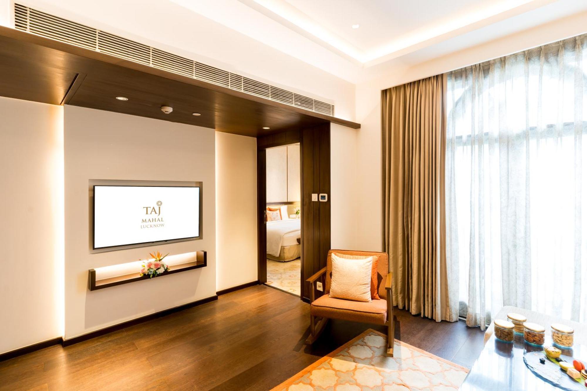 Taj Mahal Lucknow Hotel Kamer foto